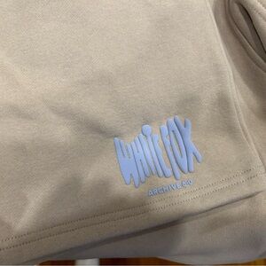 White Fox Archive 6.0 Lounge Shorts Dove NWT Med